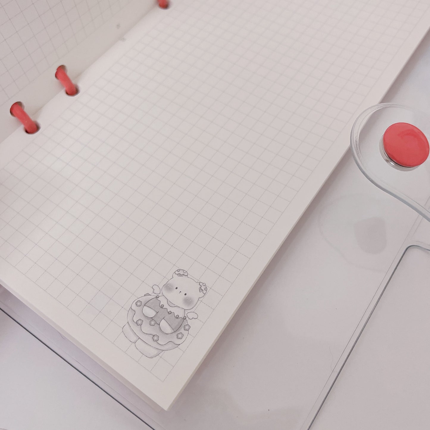 Kawaii 6 ring binder with keychain, divider & loose sheets