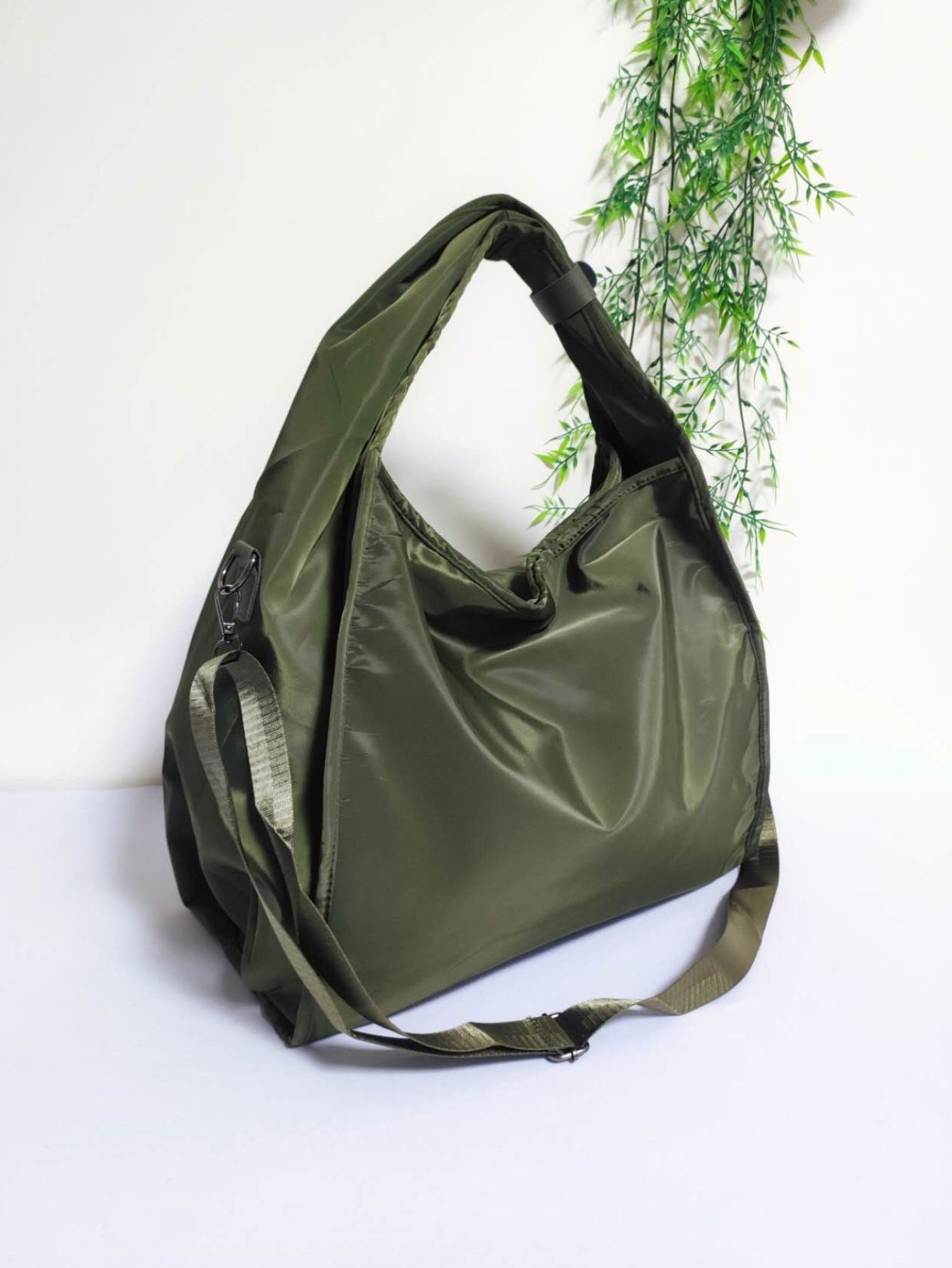 Rue Large Capacity Hobo Bag/Sling Bag