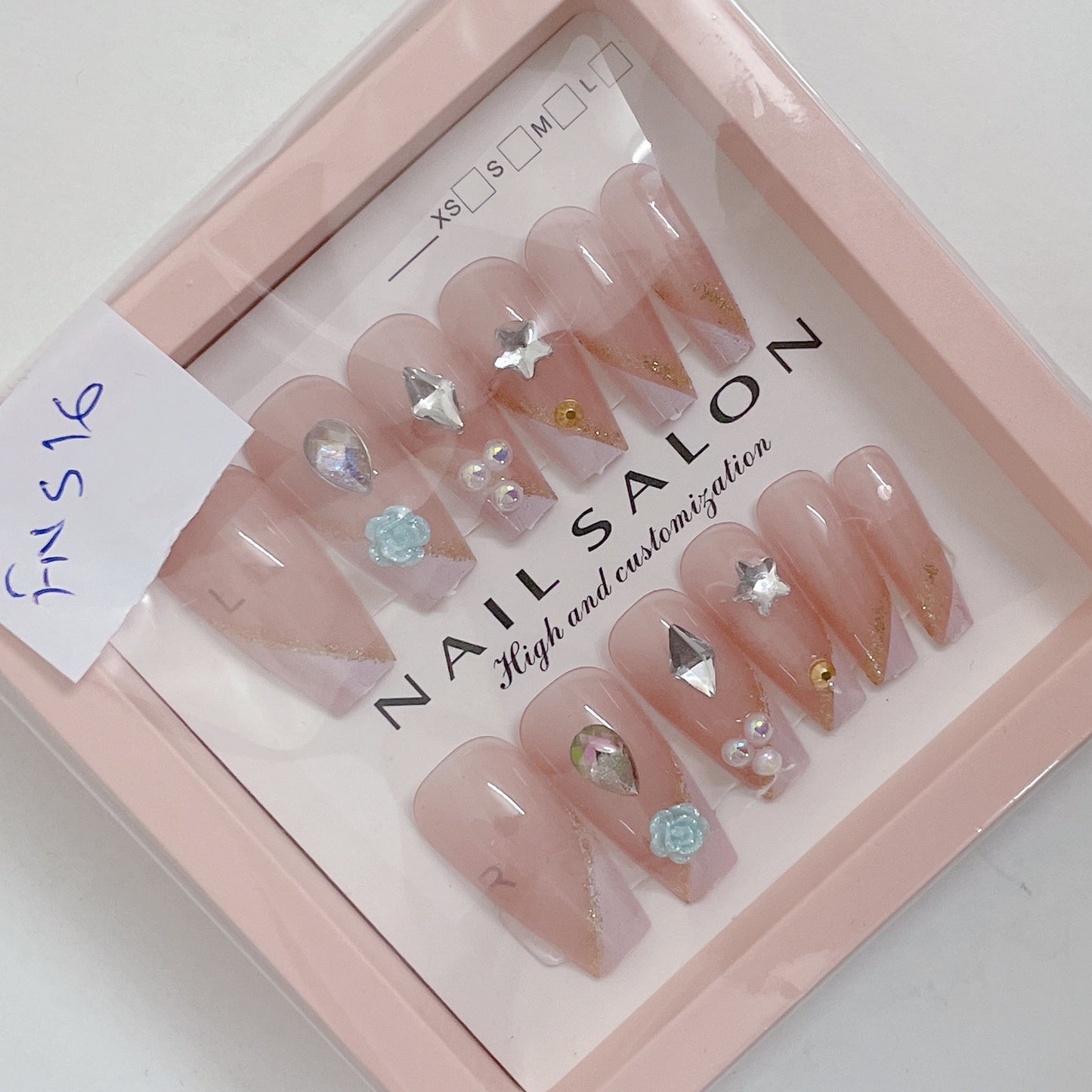 Press on nails (FNS)