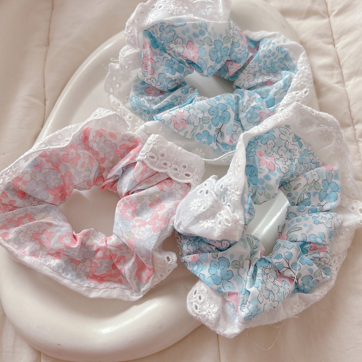 Primrose Coquette Scrunchy