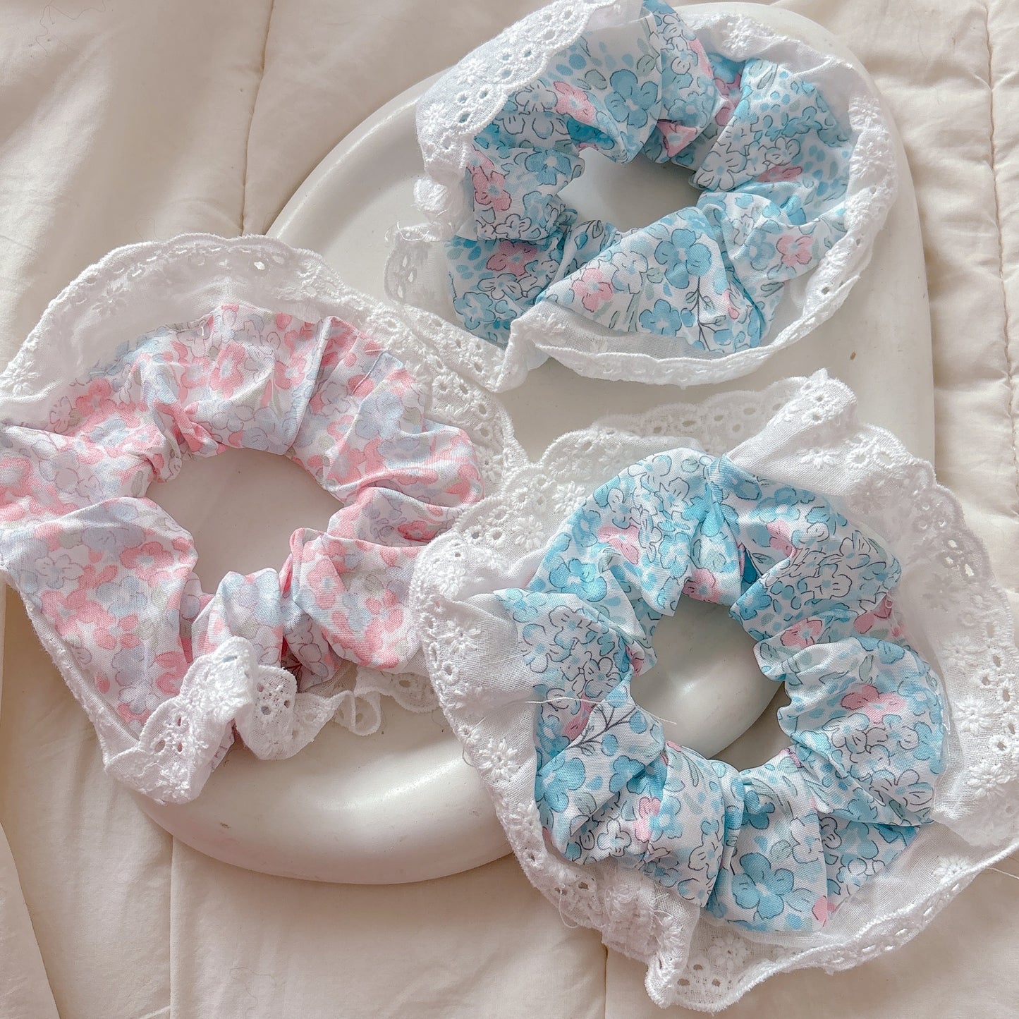 Primrose Coquette Scrunchy