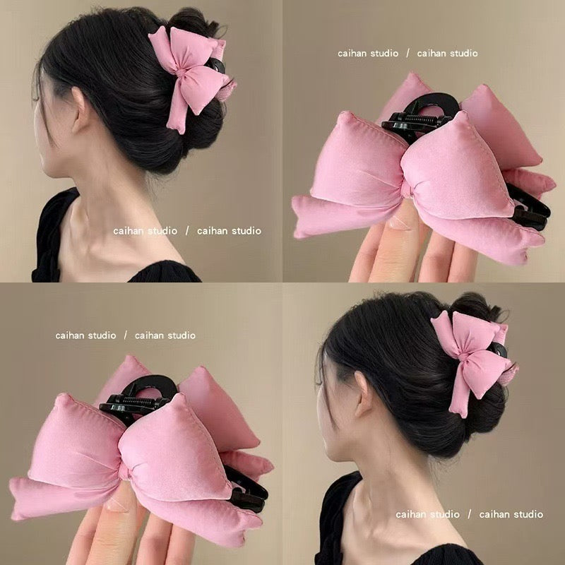 Plushie Bow Premium Claw Clip