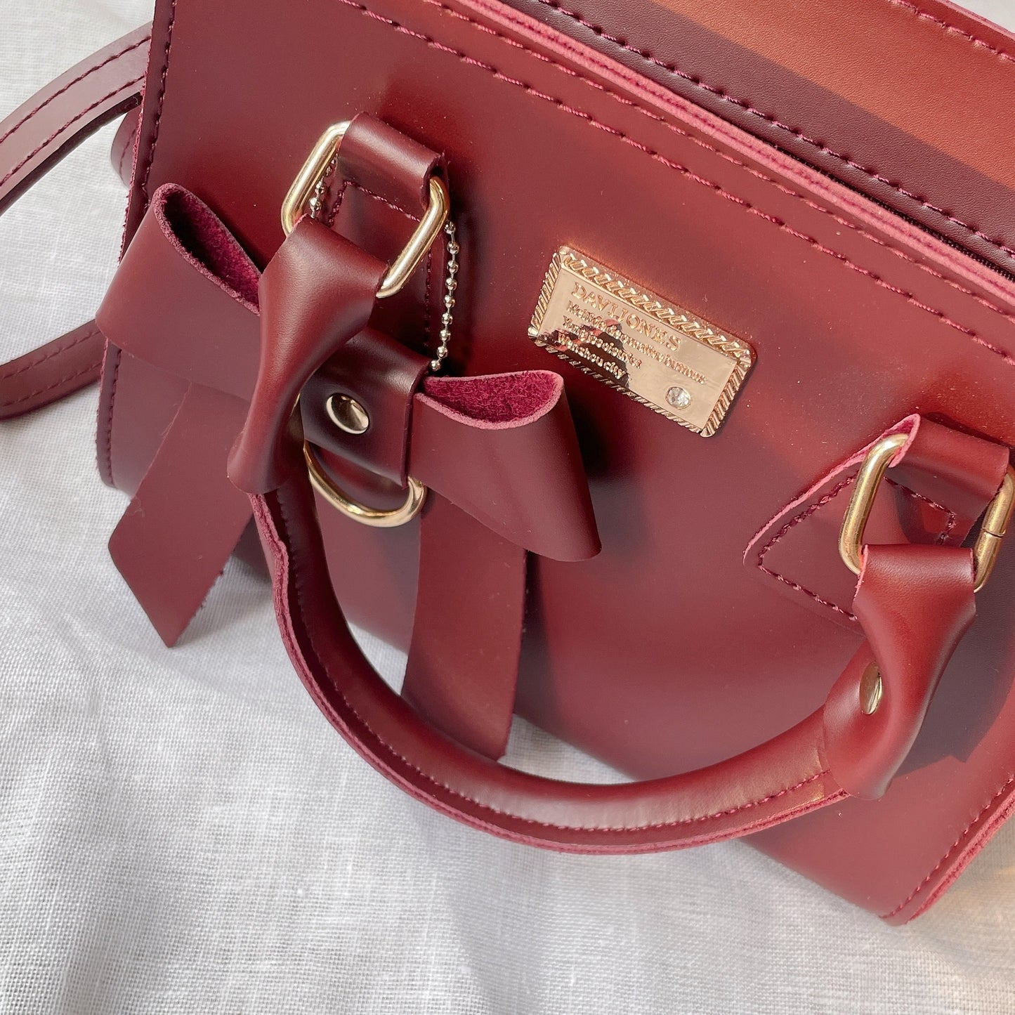 Mia Bow handbag/sling bag