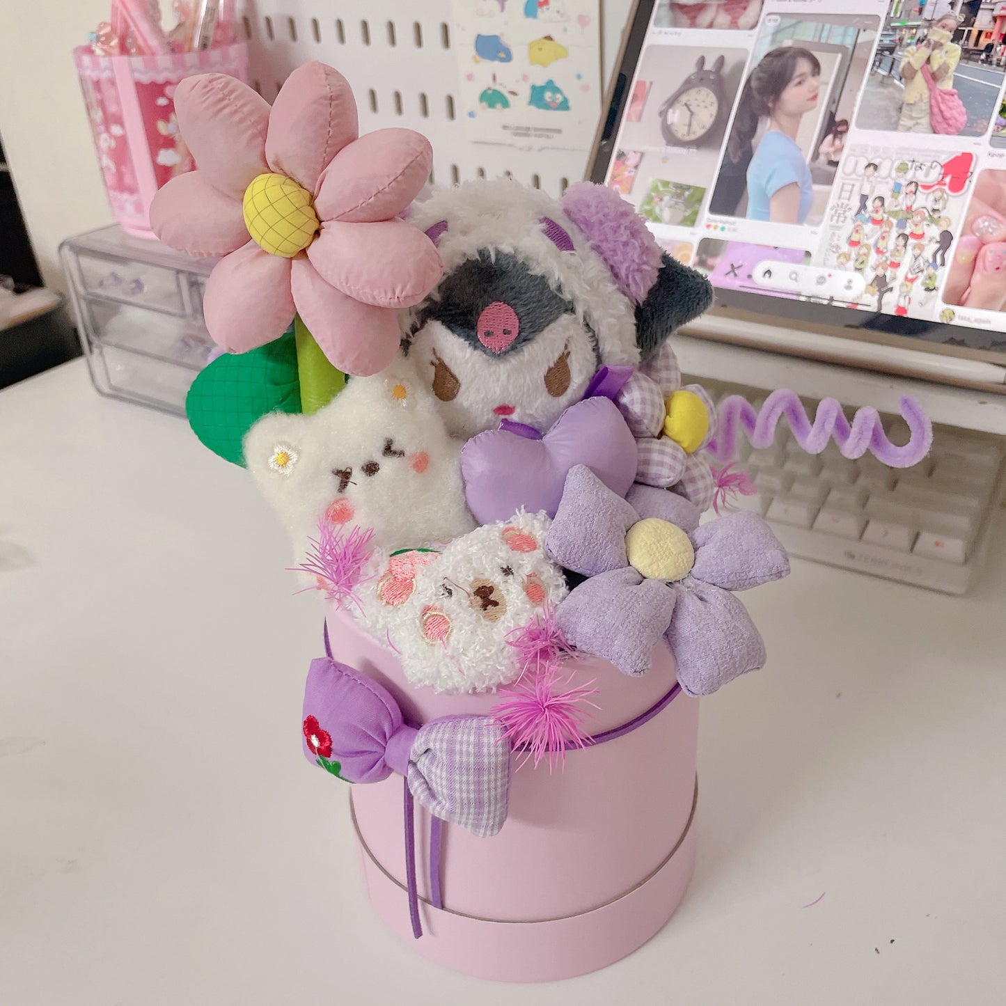 Kuromi Plushie Bouquet with lights